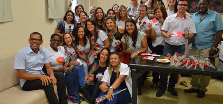 Dia das Mulheres com Homenagens no Colégio Ibituruna Dia das Mulheres com Homenagens no Colégio Ibituruna