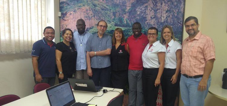 Padres Provinciais Visitam o Colégio Ibituruna e o Top Padres Provinciais Visitam o Colégio Ibituruna e o Top