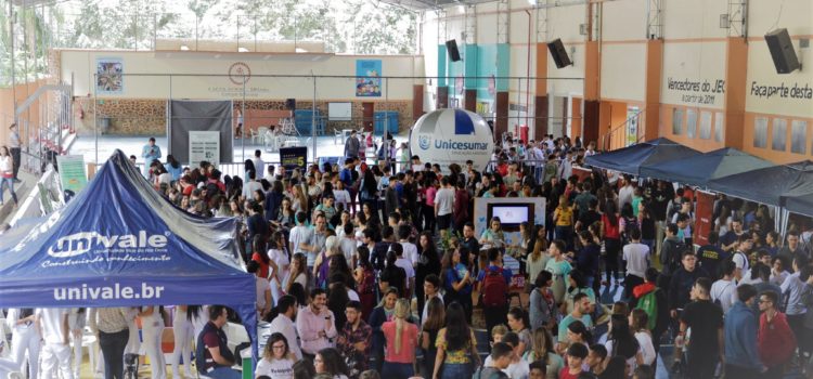 Colégio Ibituruna realiza 4ª Mostra de Profissões
