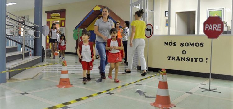 Projeto “Nós somos o Trânsito” movimenta a Vila Calasanz