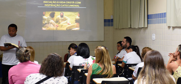 Família e Catequese: parceria formativa para o processo de Iniciação à Vida Cristã